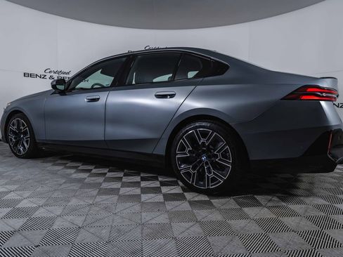 Used 2026 BMW 530i 530i w/ M Sport Package image 7