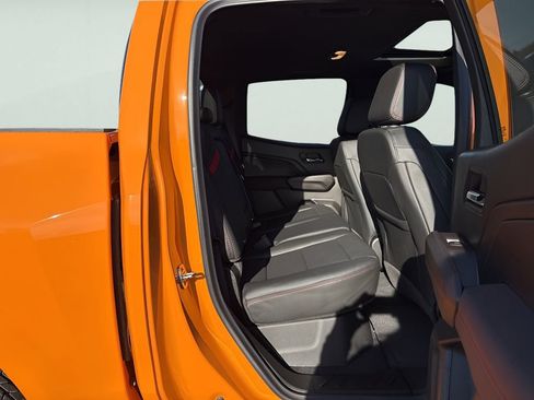 New 2026 Chevrolet Colorado Z71 w/ Technology Package image 11