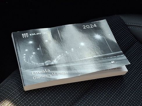 Used 2024 Buick Envista Preferred w/ Convenience I Package image 25
