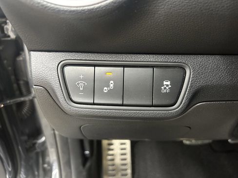 Used 2023 Kia Forte GT-Line w/ GT-Line Premium Package image 13