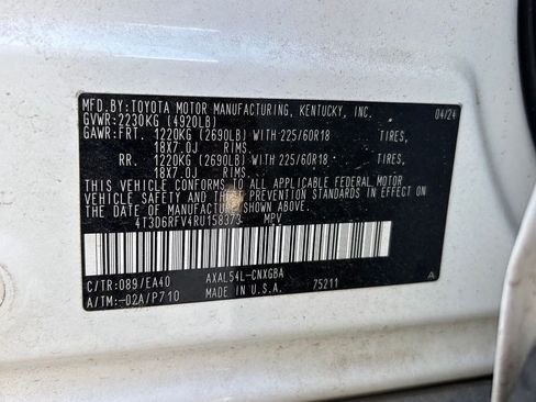 Used 2024 Toyota RAV4 Limited AWD/4WD image 17