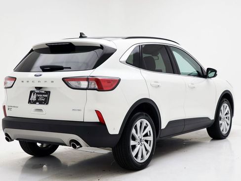 Used 2022 Ford Escape Titanium w/ Titanium Elite Package image 6