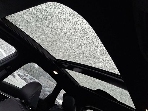 Used 2024 INFINITI QX50 Sport image 11