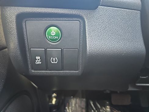 Used 2021 Honda HR-V LX image 25