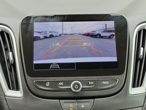 Used 2024 Chevrolet Malibu LT image 15