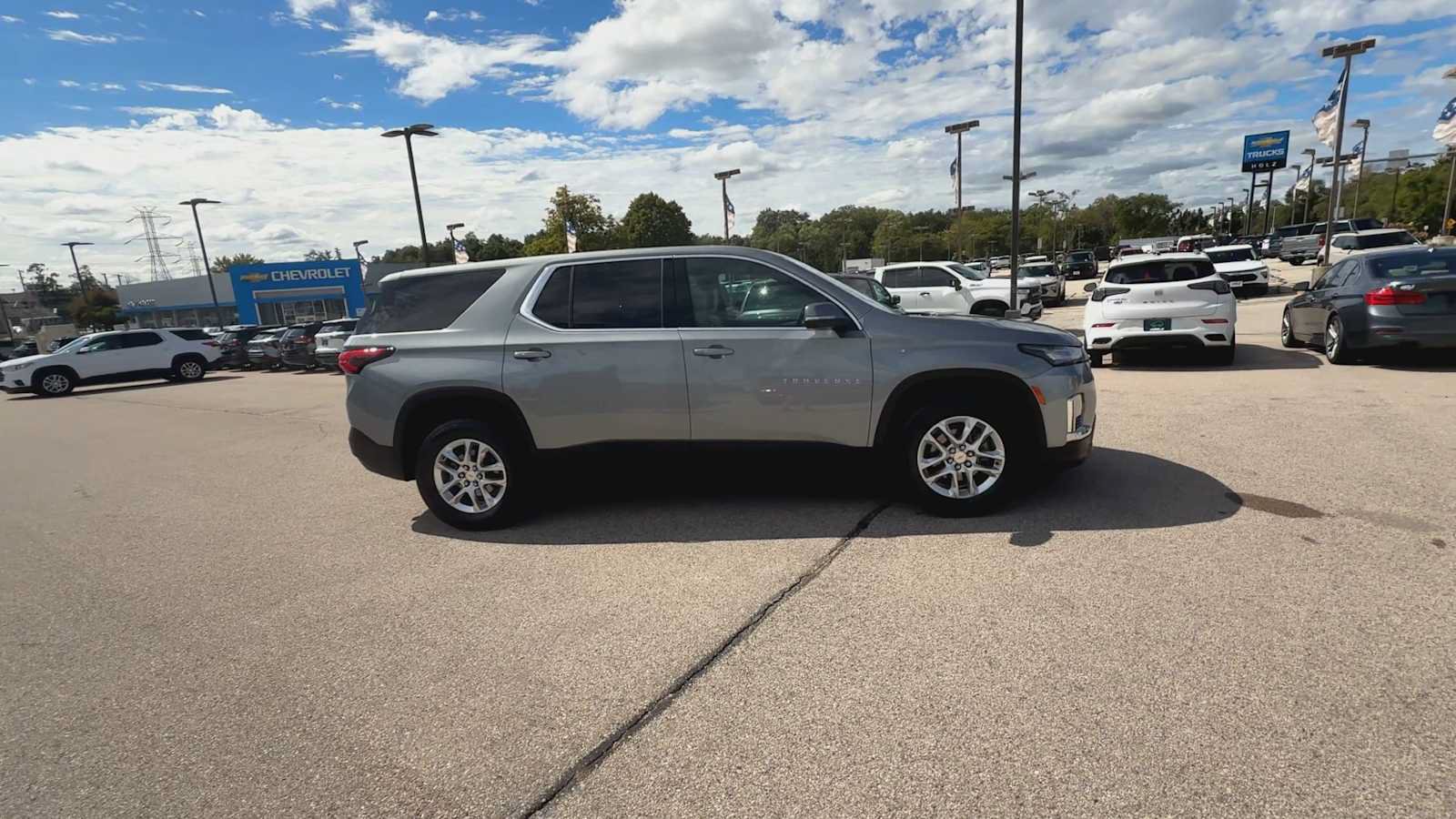 Certified 2023 Chevrolet Traverse LS w/ Safety Package AWD/4WD image 9