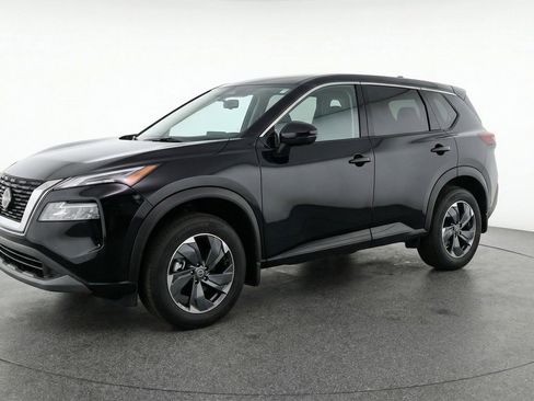 Used 2025 Nissan Rogue SV AWD/4WD image 2