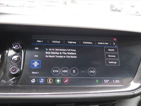 Used 2023 Buick Envision Essence w/ Sport Touring Package image 12