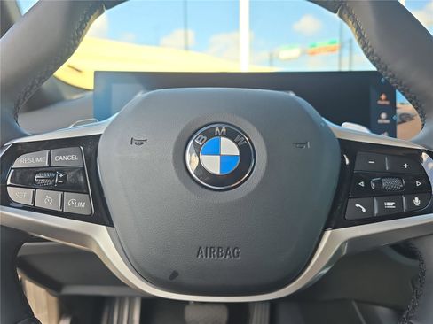 Used 2025 BMW 330i Sedan image 22