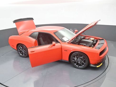 Used 2023 Dodge Challenger R/T w/ Blacktop Package image 61