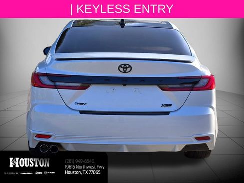 Used 2025 Toyota Camry XSE w/ Premium Package FWD image 5