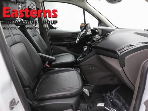 Used 2022 Ford Transit Connect XL FWD image 22