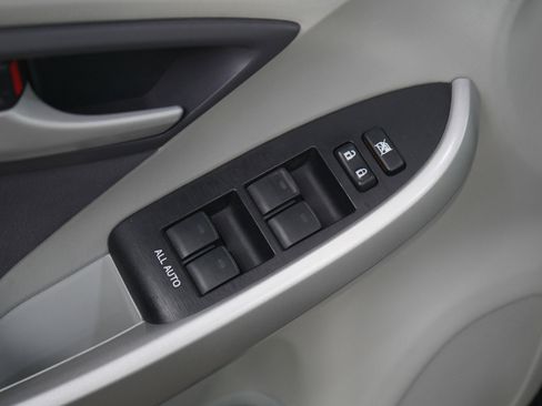 Used 2010 Toyota Prius Two image 18