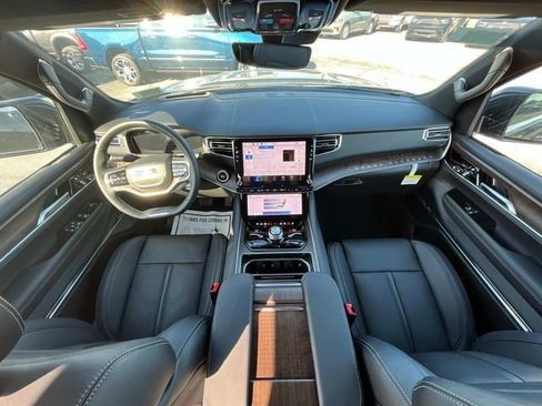 New 2024 Jeep Grand Wagoneer Series I w/ Flexible Seating Group AWD/4WD image 6