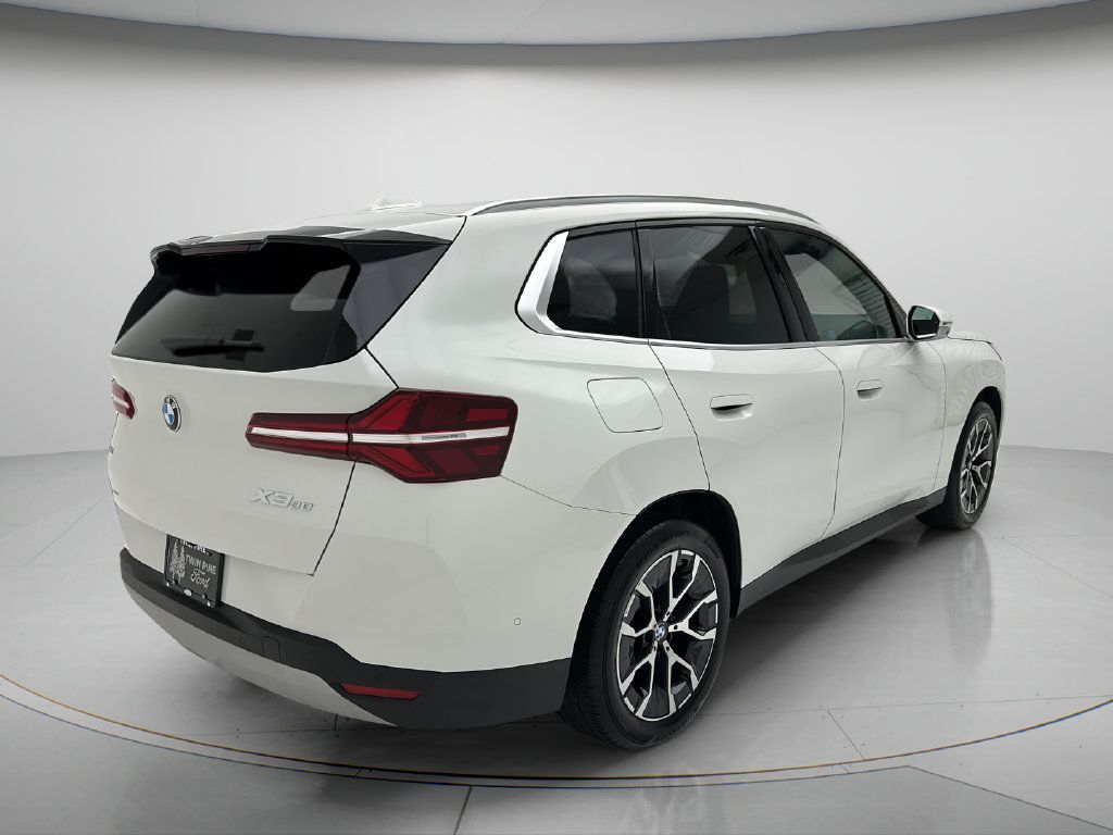 Used 2026 BMW X3 xDrive30i w/ Premium Package AWD/4WD image 5