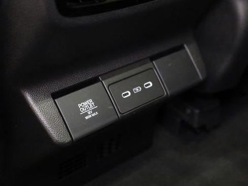 Used 2025 Acura MDX w/ Technology Package image 31