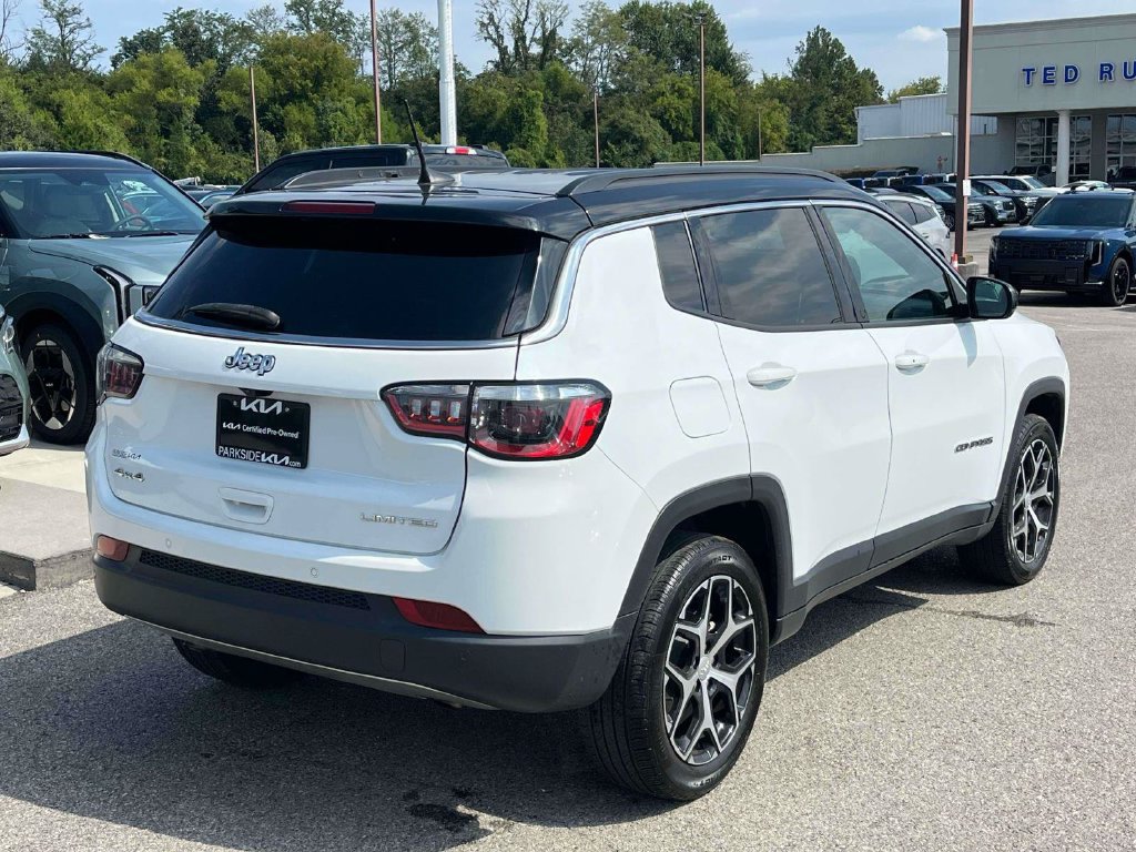 Used 2024 Jeep Compass Limited AWD/4WD image 27