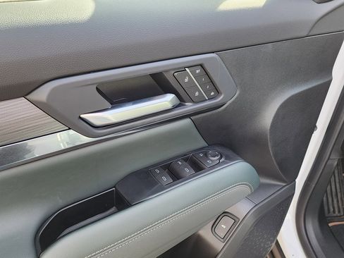 New 2026 GMC Terrain AT4 w/ Convenience Package III image 14