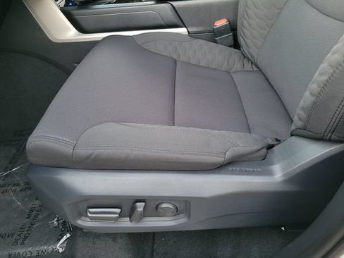 New 2026 Toyota Tundra SR5 w/ SR5 Convenience Package RWD image 18