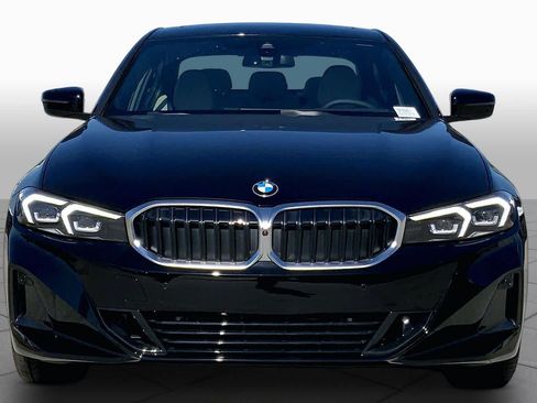 Used 2026 BMW 330i Sedan w/ Premium Package RWD image 3