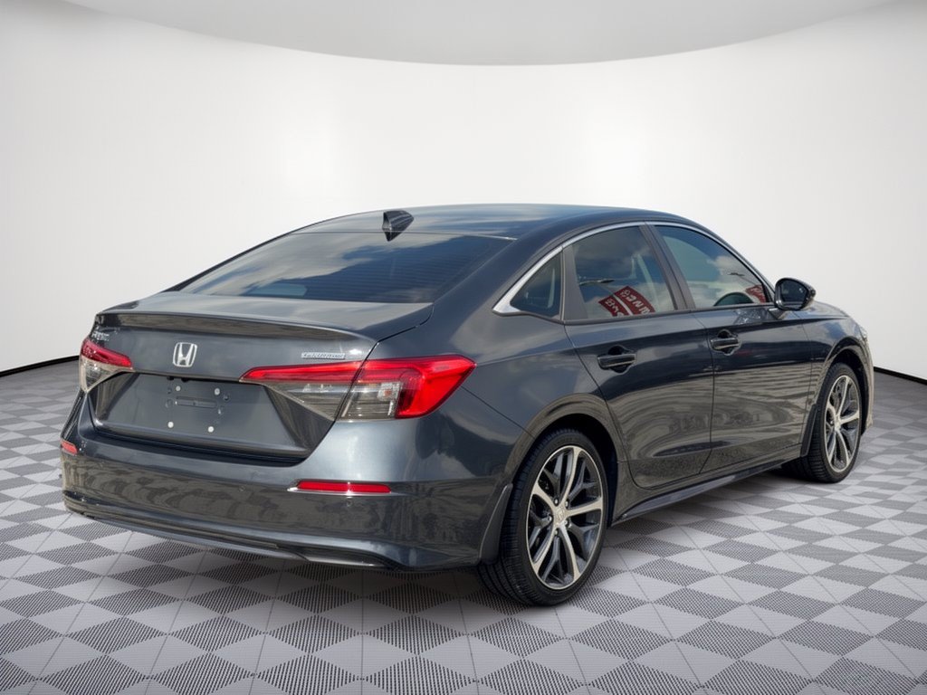Used 2023 Honda Civic Touring image 9