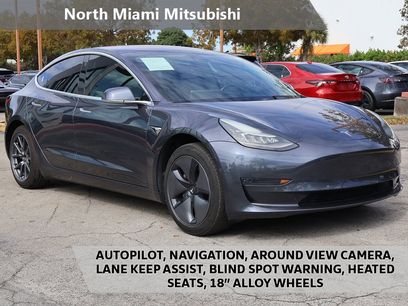 Used 2018 Tesla Model 3 Mid Range