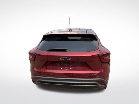 Used 2024 Chevrolet Trax RS FWD image 6