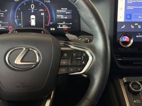 Used 2024 Lexus GX 550 AWD/4WD image 16