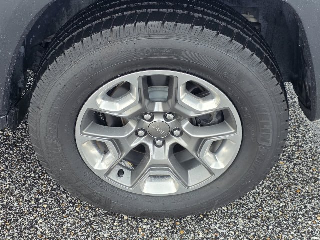 Used 2019 Jeep Cherokee Trailhawk AWD/4WD image 39