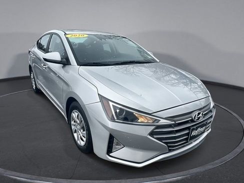Used 2020 Hyundai Elantra SE w/ Cargo Package (C1) image 22