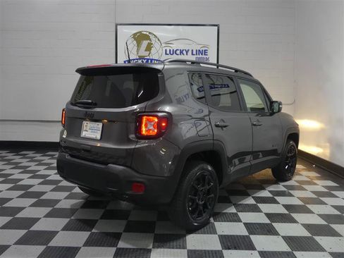 Used 2020 Jeep Renegade Altitude AWD/4WD image 10
