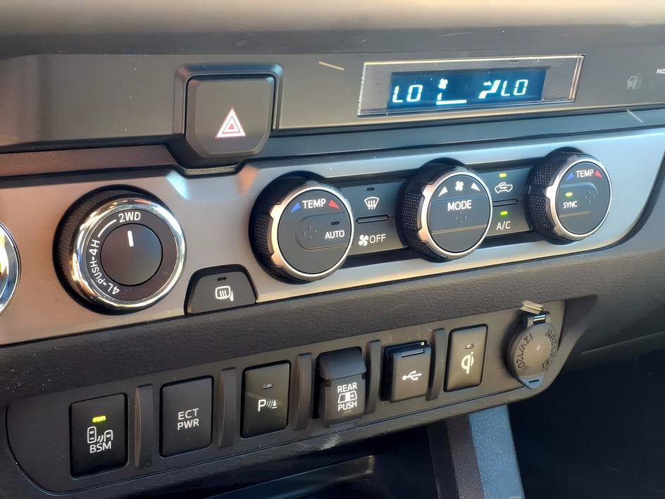 Certified 2023 Toyota Tacoma TRD Off-Road w/ Technology Package AWD/4WD image 20
