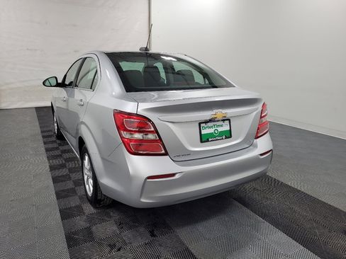 Used 2017 Chevrolet Sonic LT w/ Convenience Package image 5