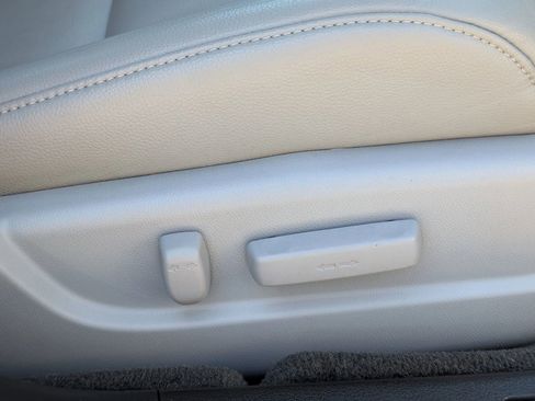 Used 2016 Acura TLX image 35