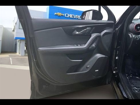 Certified 2023 Chevrolet Blazer RS w/ Enhanced Convenience Package image 19