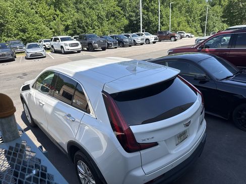 Used 2019 Cadillac XT4 Luxury FWD image 10