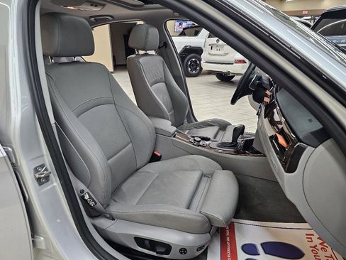 Used 2011 BMW 335i Sedan image 18