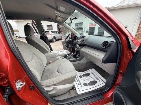 Used 2012 Toyota RAV4 Base 4x4 4dr SUV w/ Value Pkg image 44