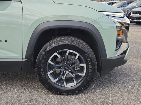 Used 2025 Chevrolet Equinox ACTIV w/ Safety and Technology Package image 11