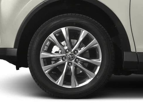Used 2018 Toyota RAV4 Limited w/ Advanced Technology Package AWD/4WD image 11