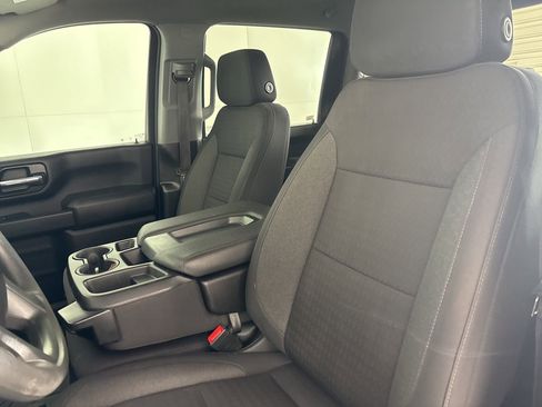 Used 2024 Chevrolet Silverado 2500 Custom w/ Custom Value Package AWD/4WD image 9