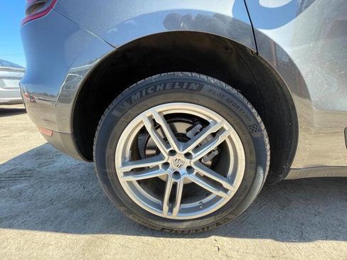 Used 2015 Porsche Macan S AWD/4WD image 16