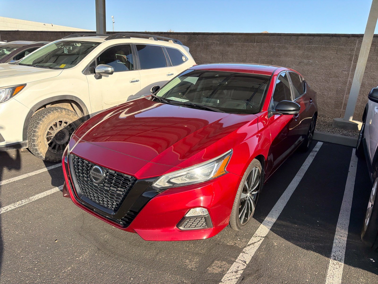 Used 2021 Nissan Altima 2.5 SR w/ SR Premium Package FWD image 4