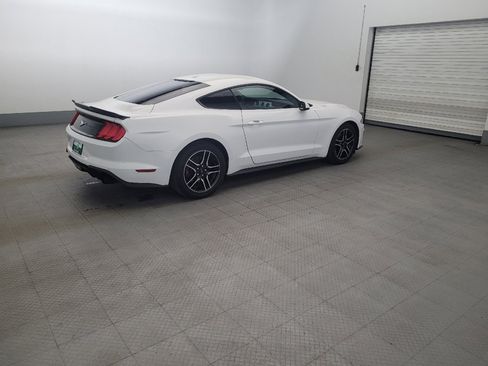 Used 2019 Ford Mustang Premium w/ Equipment Group 201A RWD image 10