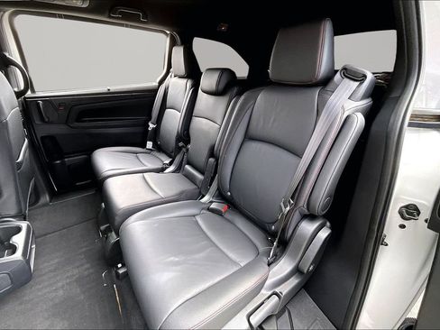Used 2026 Honda Odyssey Sport-L image 16