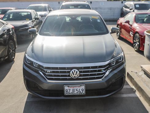 Used 2021 Volkswagen Passat 2.0T R-Line image 2