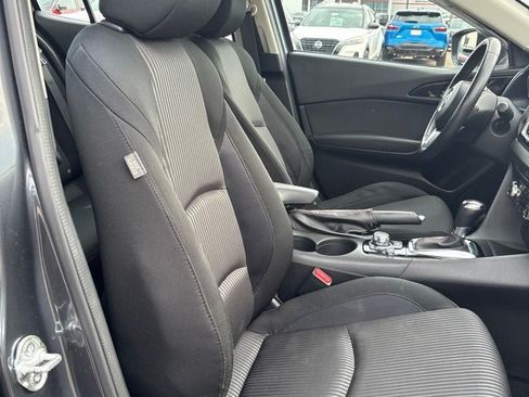 Used 2014 MAZDA MAZDA3 i Touring w/ Technology Package FWD image 21