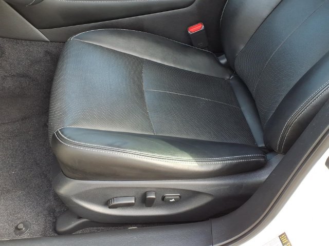 Certified 2023 INFINITI Q50 Luxe w/ Cargo Package RWD image 6