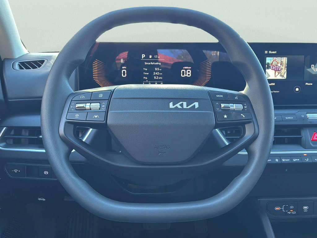 Used 2026 Kia K4 FWD image 32