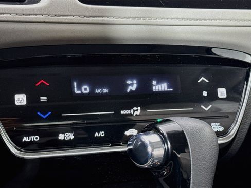Certified 2017 Honda HR-V EX image 15